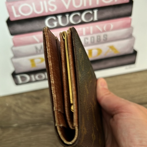 Louis Vuitton Compact kisslock wallet - Picture 3 of 6